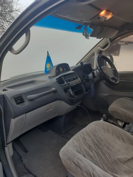 Продам Mitsubishi Delica