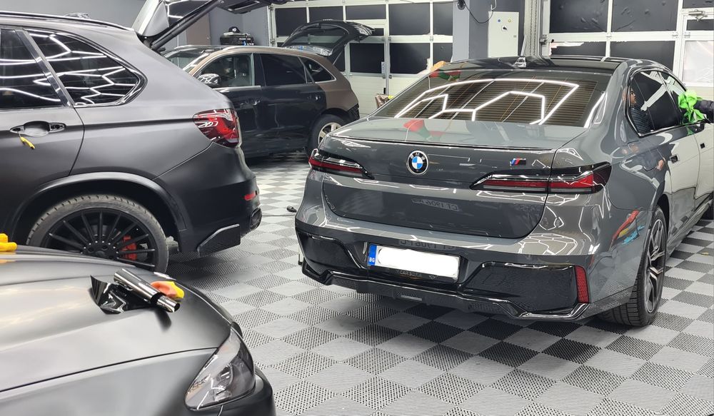 Емблема BMW  X1 X2 X3 X4 X5 X6 X7 M Competition M1 M2 M3 M4 M5 M6 M7 M