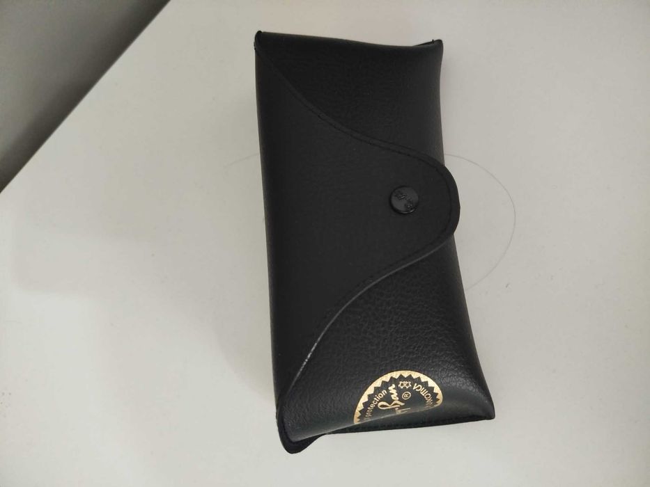 Новиотифинални дамски очила Ray Ban