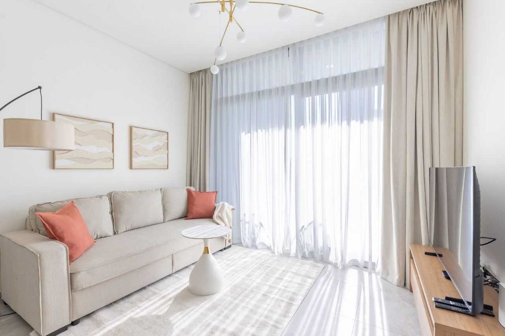 Сдается просторная 2-х комнатная квартира на Ойбеке,  2/7/9. Р5