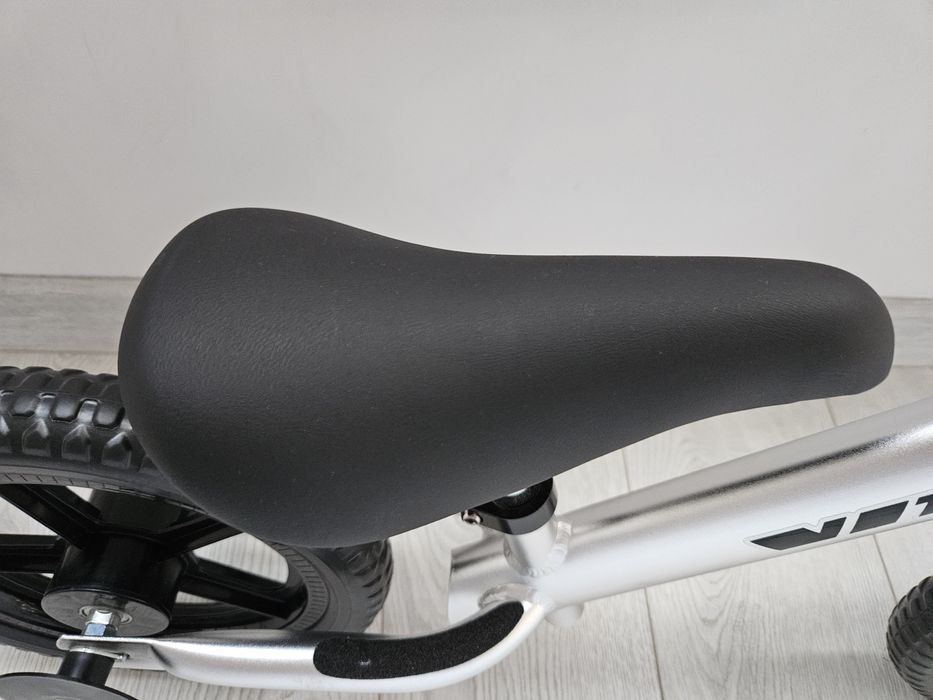 Детско баланс колело Vitus, ултра леко