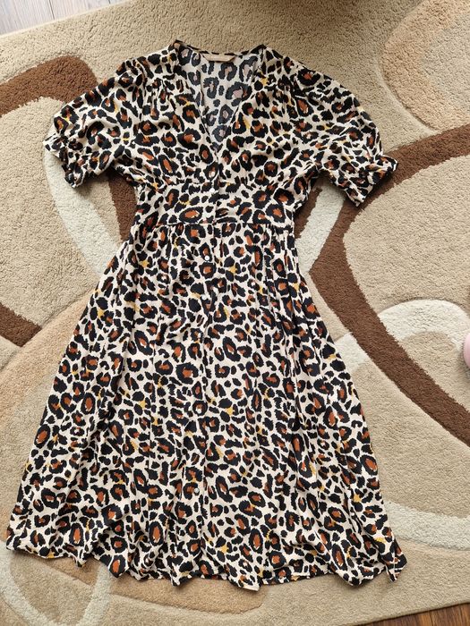 Дамска стилна рокля, размер 38, леопардова рокля размер 36