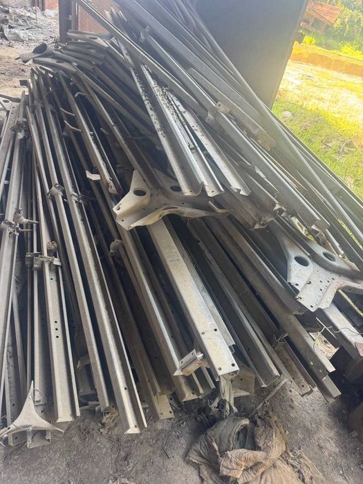 ISSIQXONA anjomlari sotiladi!