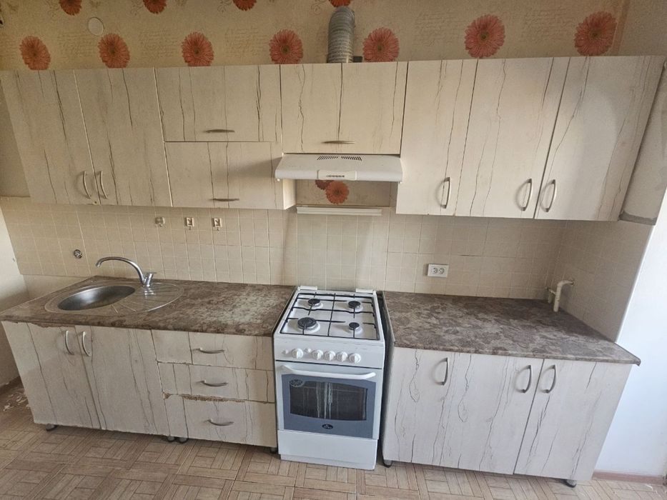 Продам кухонный гарнитур в Шымкенте