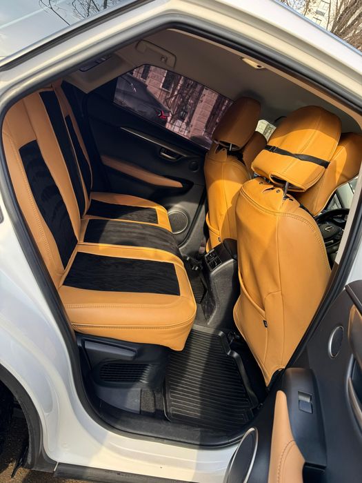 Чехлы на сидения lexus nx200