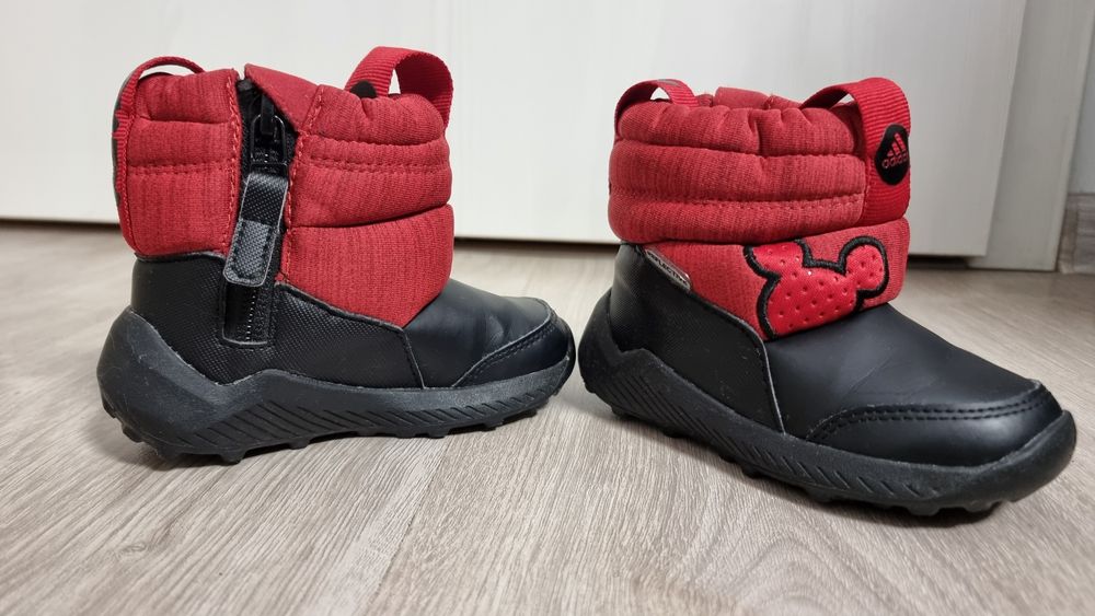 Ghetuțe Adidas Mickey Mouse