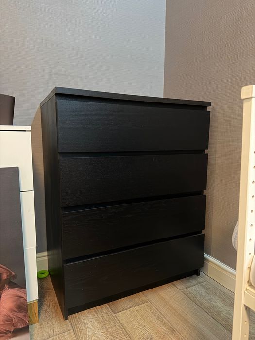 Продается тумба в коричневом цвете