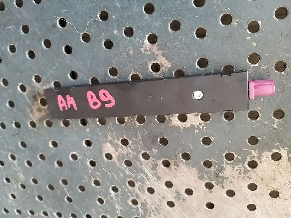 Amplificator antena audi a4 b9 8w 4m0035504