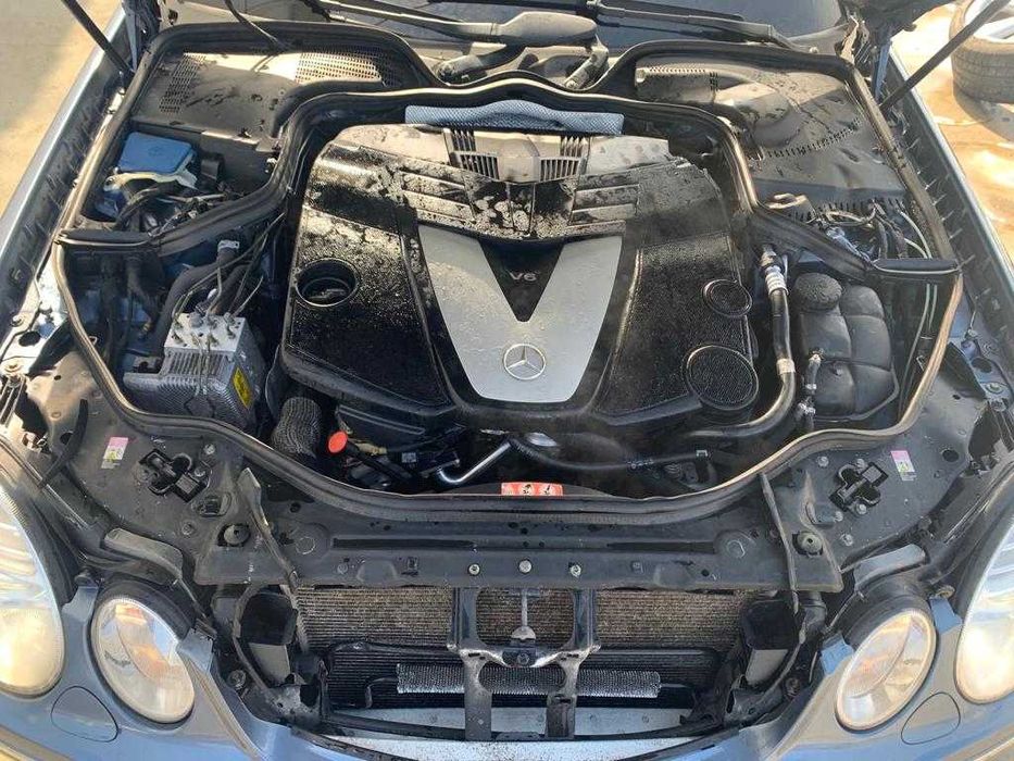 Dezmembrez mercedes w211 facelift 4 matic--airmatic--far xenon