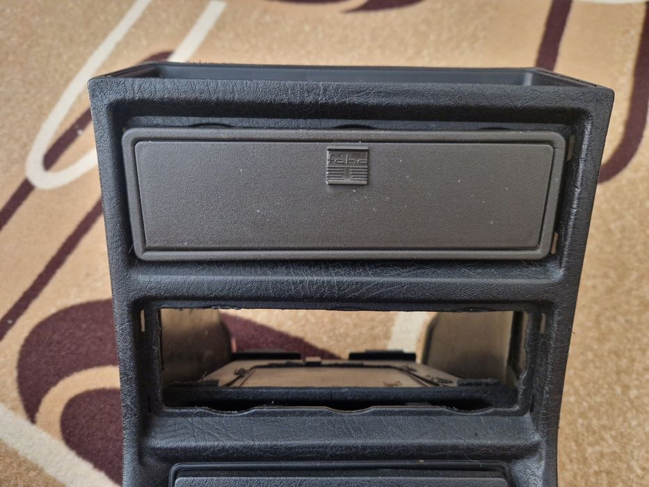 Кафяв касетник foha за votex барче голф 2