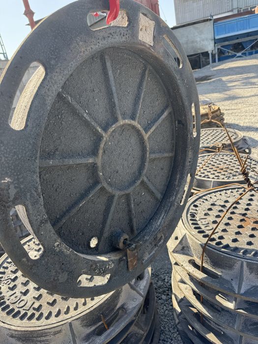 Чугунные люки новые