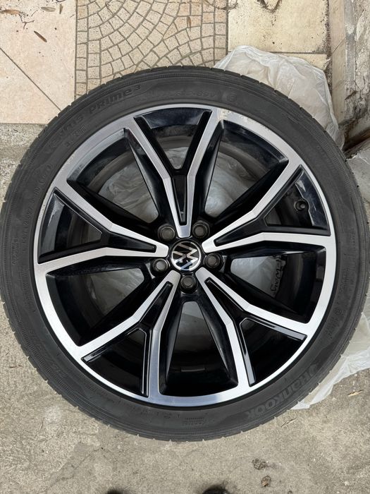 Джанти 18 5х100 57.1ет с гуми Hankook 215/45/18 ventus prime3 дот3722 от Vw T-Cross