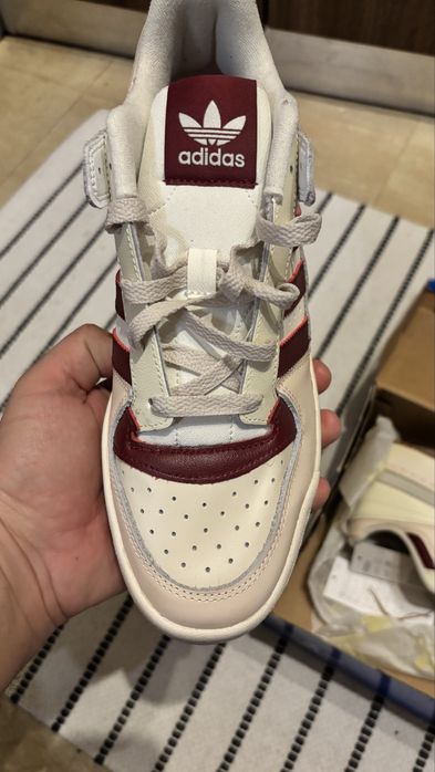 Сникърси/маратонки Adidas Forum Low