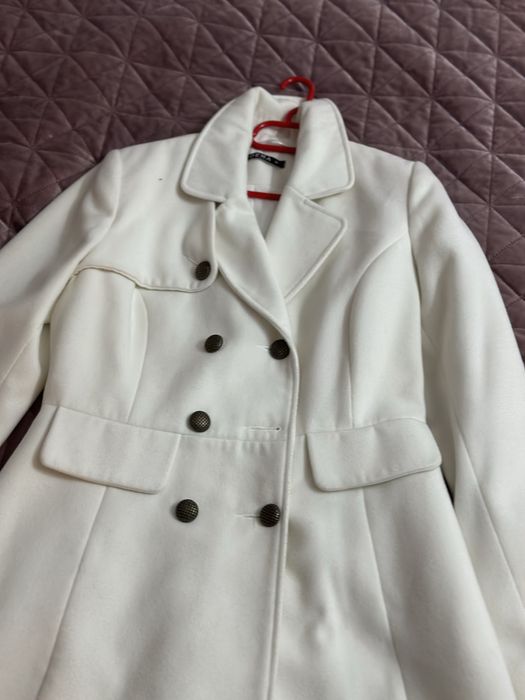 Palton dama culoare alba