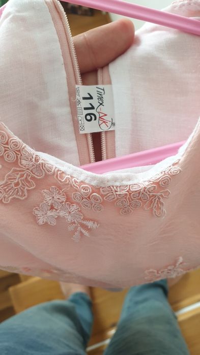 Rochita eleganta, nr 116 ( 4- 5 ani)