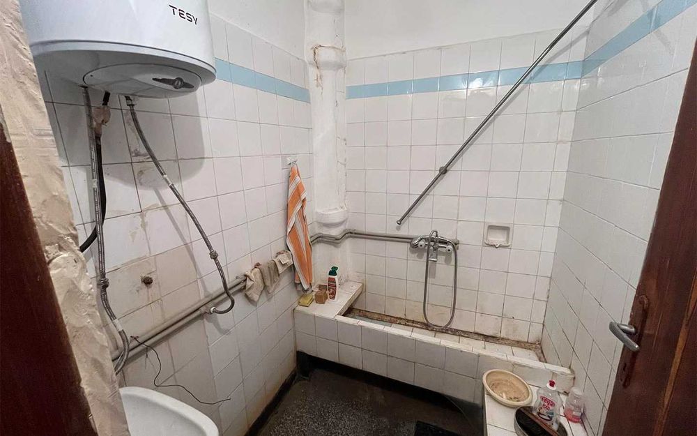 Продава се Четиристаен апартамент в Търговище, Център - 120 кв.м за 1275 €/кв.м - Снимка #8