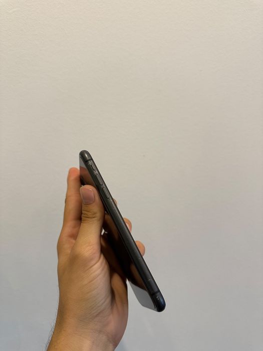 Iphone 11 64GB!!