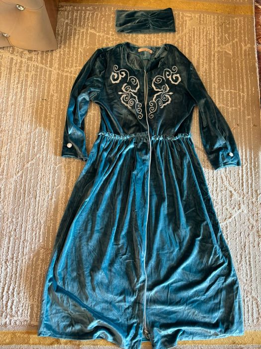 Көйлектер сатылады