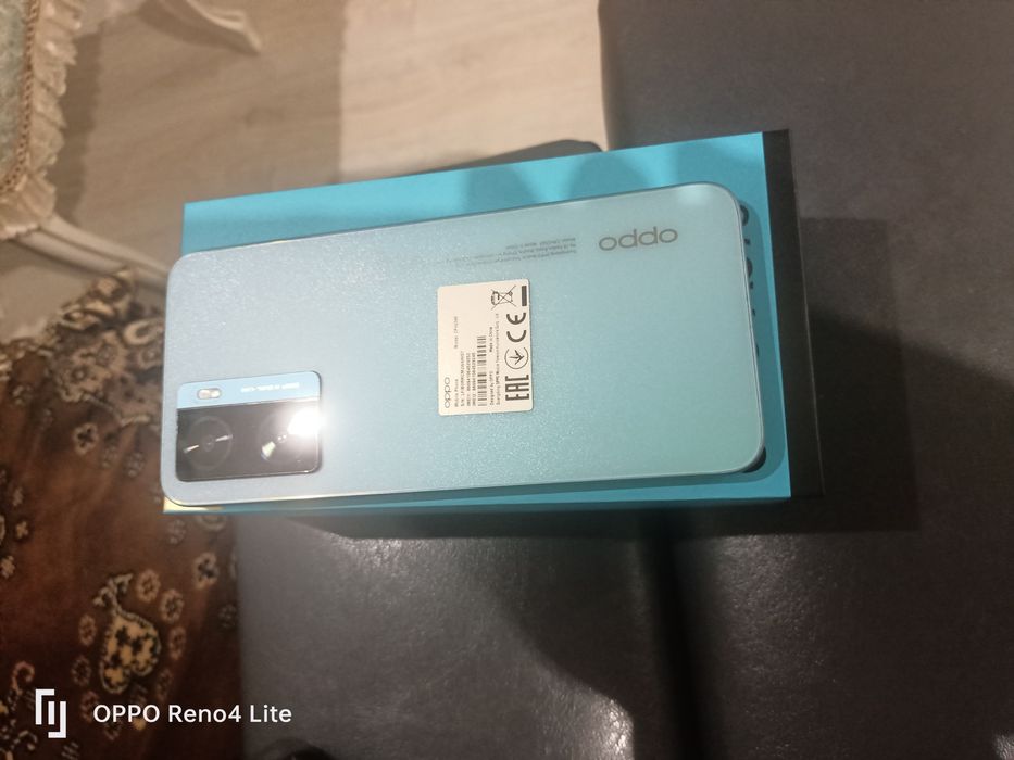 Продам телефон OPPO A57s