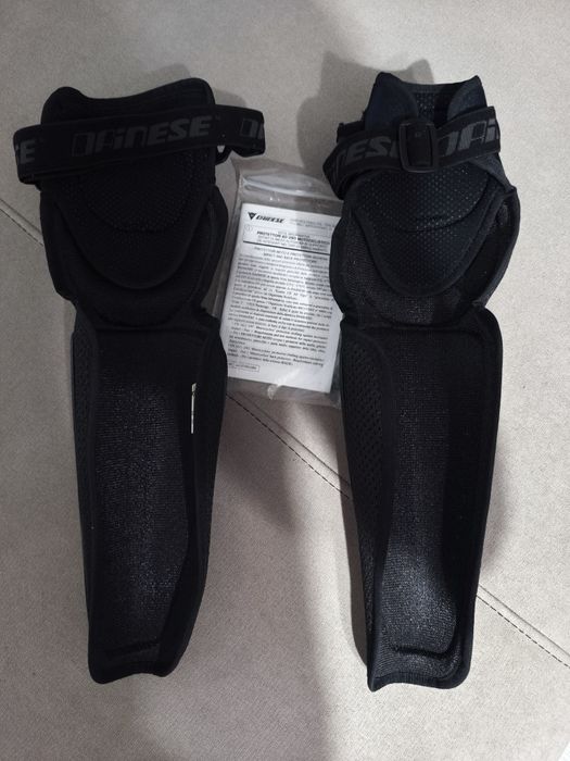 Genunchere moto Dainese V E1 ,NOI