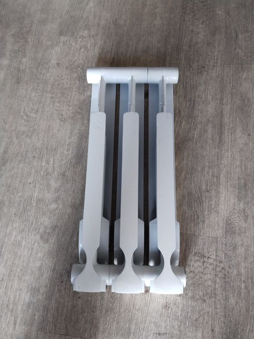 Продаю батареи хорошие 3секции