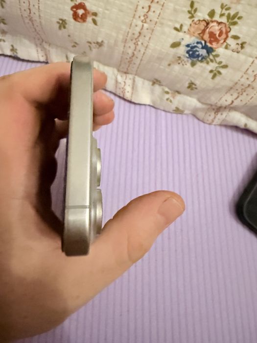 Обменяю 15 про макс 256гб