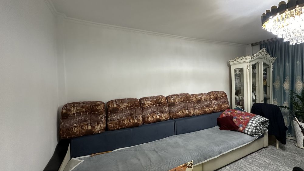 Диван для гостиной