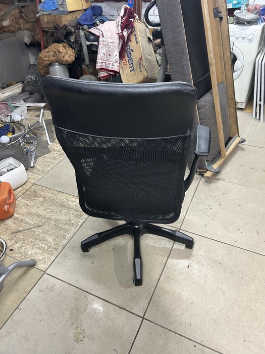 Продам офисное кресло
