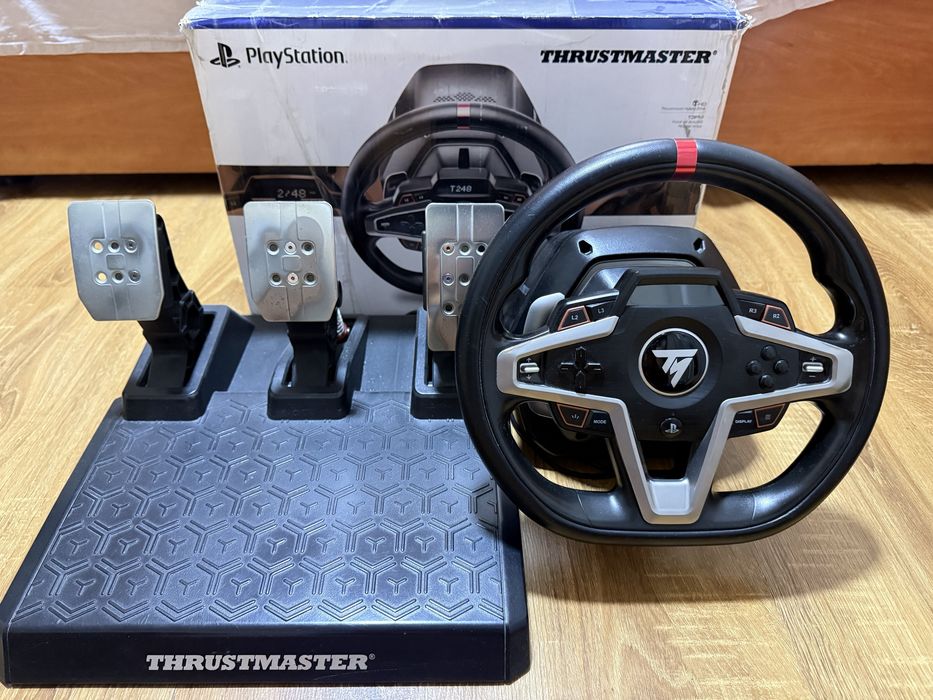 Vând volan Thrustmaster T248 in stare foarte buna