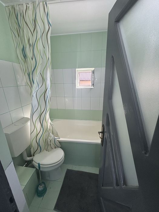 Apartament cu 1 cameră, bucătărie separată, terasă și intrare proprie – Strada Maramureșului