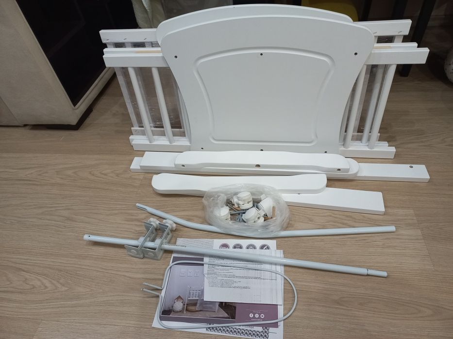 Продавам детска кошара