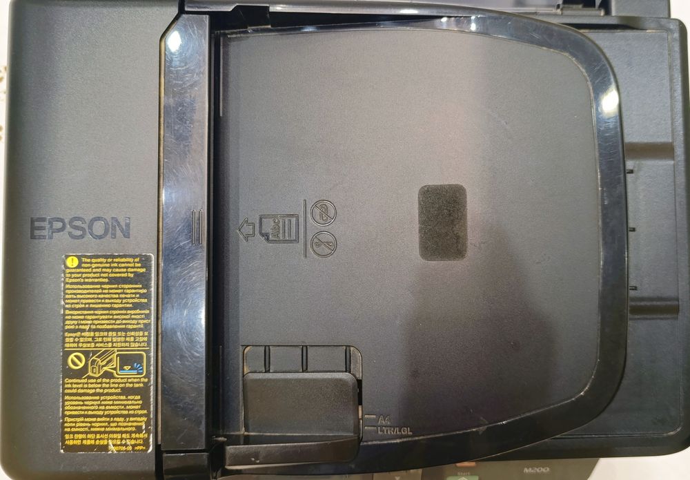Срочно продам !!!   EPSON M200 принтер ч/б чернильные.