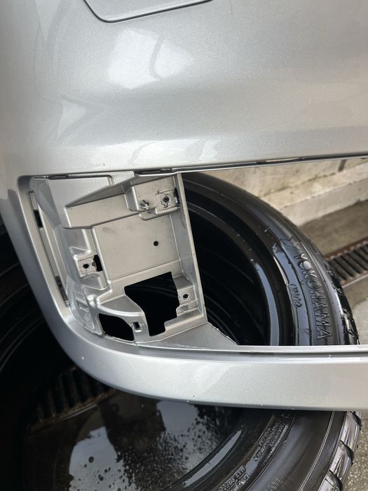 Audi Q7 2017 - Предна броня с маска ОЕМ