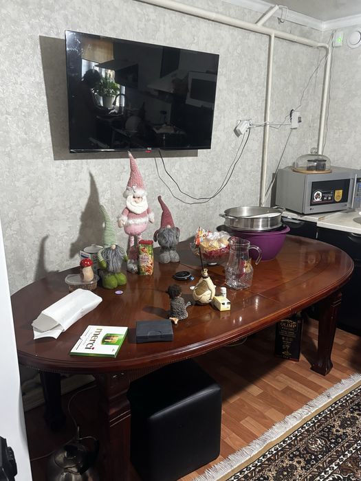 Стол деревянный