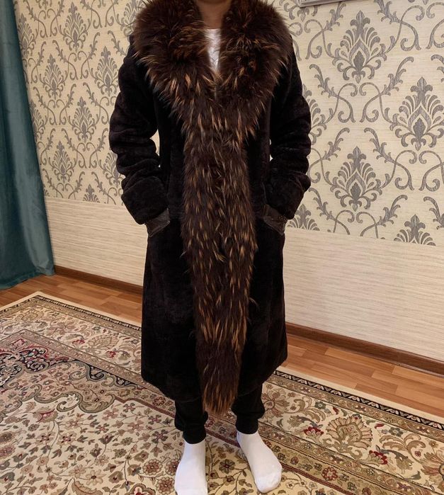 Срочно продам мутоновую шубу