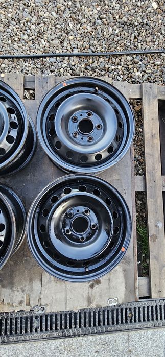 Jante cu capace originale r15 Hyundai Kia Mazda 5x114.3 Et.48