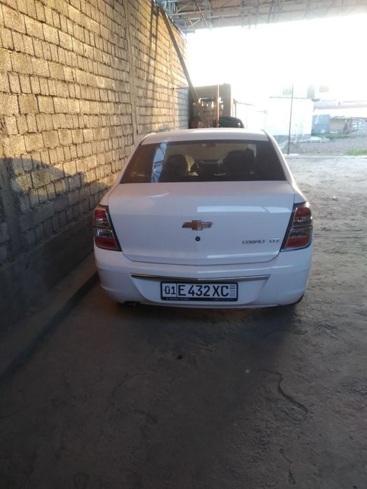 Chevrolit Cobalt mashina