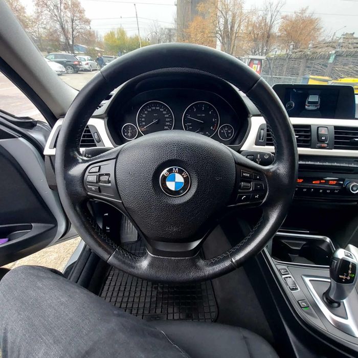 Vand masina personala cumparata recent