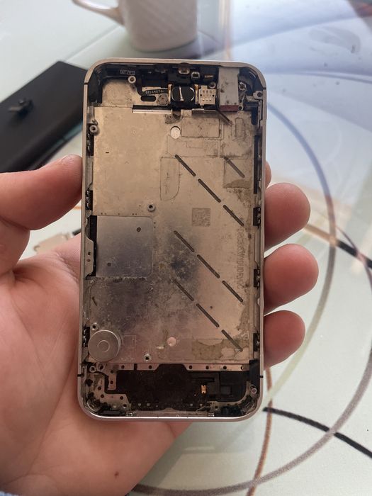 Iphone 4S pentru piese