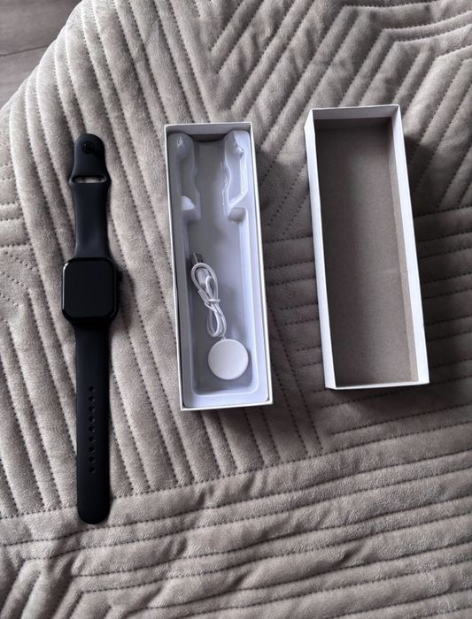 Продам сразу 3 часов.