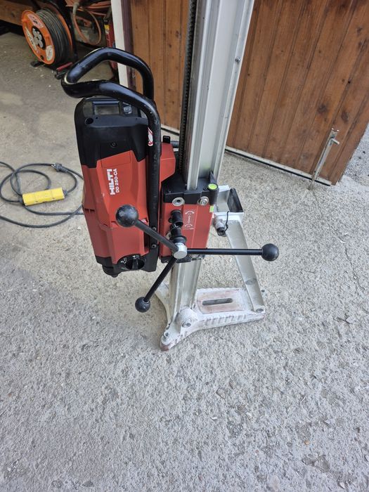 Masina carotat HILTI DD 250 CA
