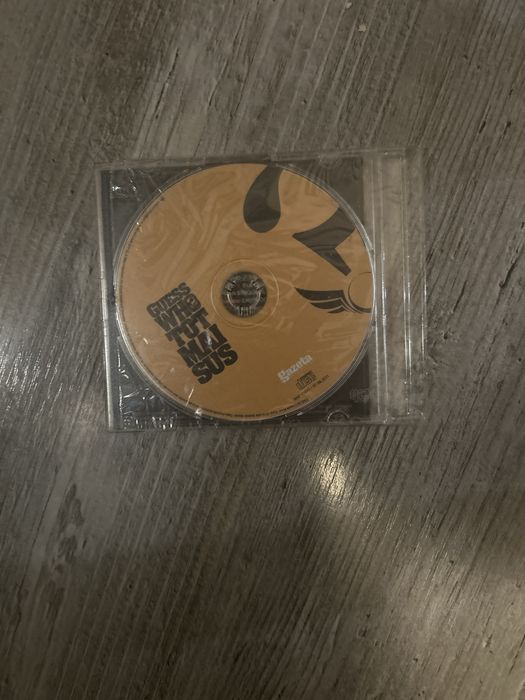 cd guess who tot mai sus