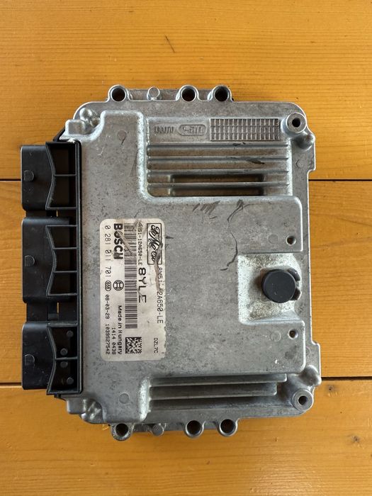 ecu original bosch ford focus 2 2008