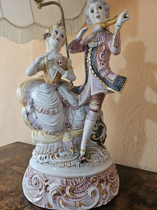 ЛАМПИОН moro  работещт