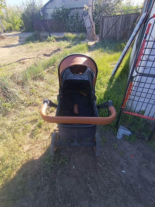 Продам коляску в хорошем состоянии