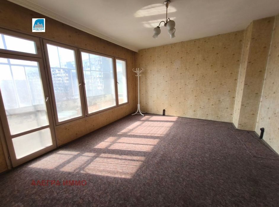 Продава се Двустаен апартамент в Пловдив, Западен - 64 кв.м за 1329 €/кв.м - Снимка #3