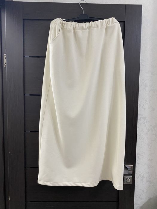 Продам женский костюм