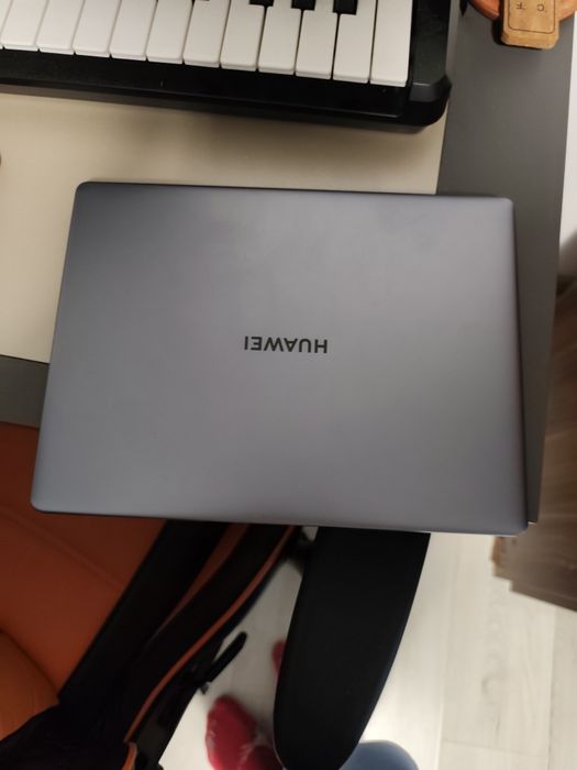 Huawei MateBook 13 | Ryzen 7 | 16GB RAM | 512GB SSD | Ecran 2K