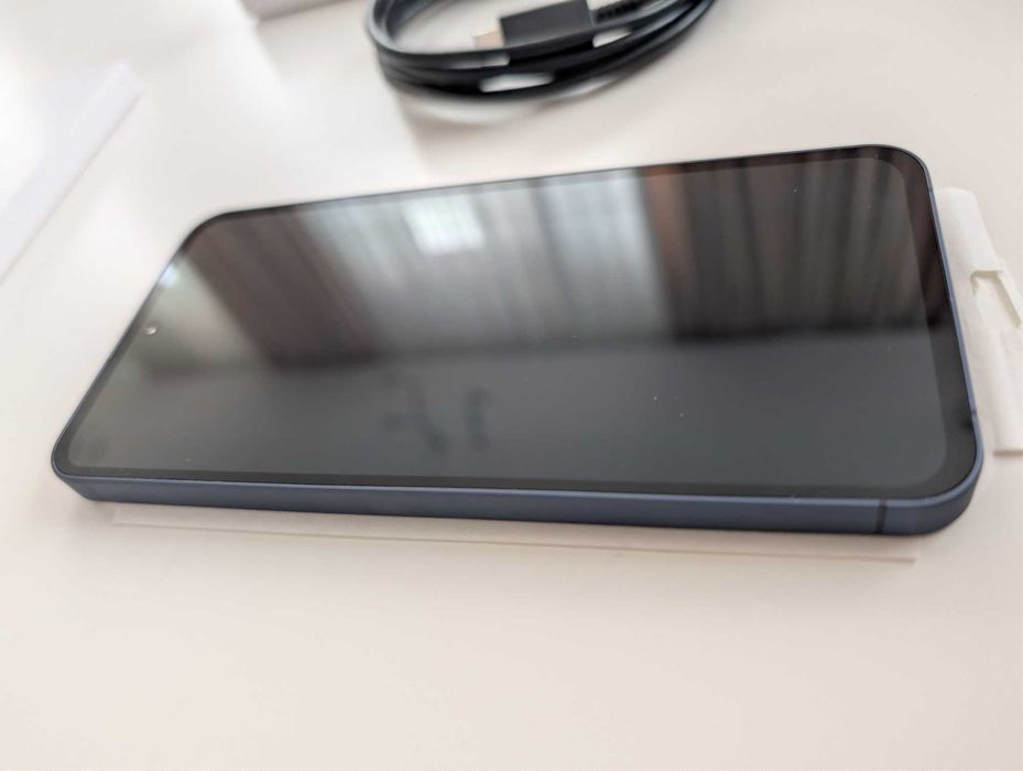Перфектен Samsung Galaxy A55 5G 8GB/128GB Navy + комплект