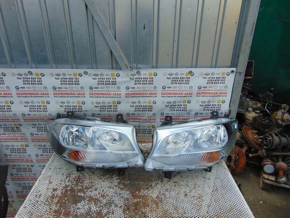 Far Mercedes Sprinter W907 faruri stanga dreapta impecabile volan stanga